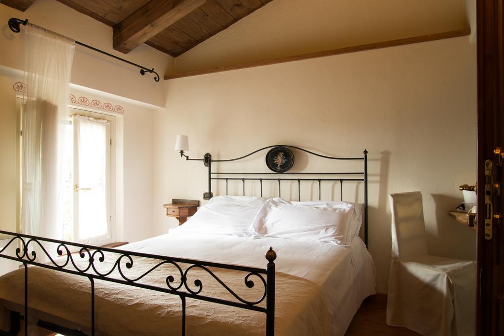 Locanda Antiche Macine Сантарканджело-ди-Романья Номер фото